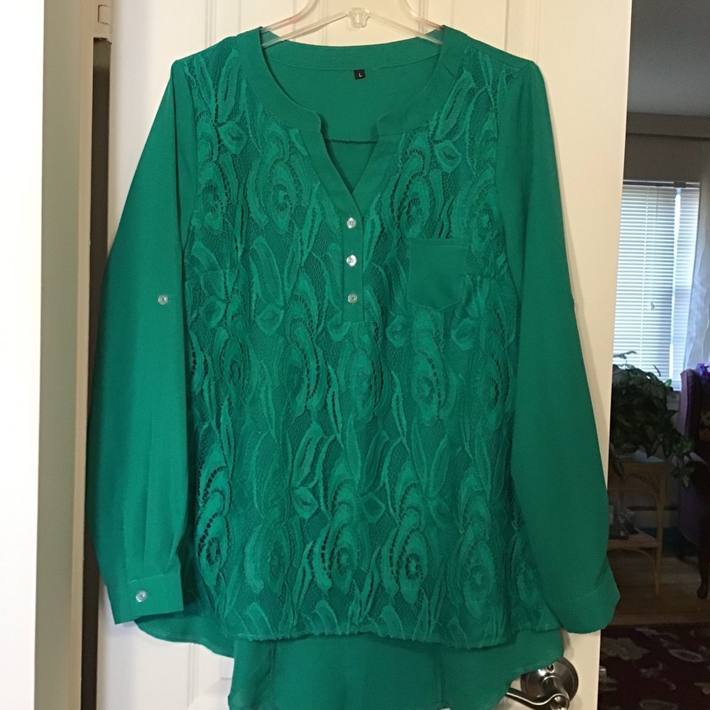 Liligal Kelly Green Lace Front Blouse